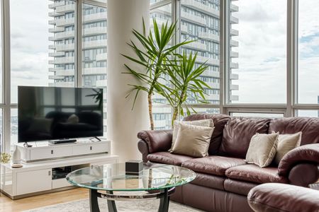 For Lease - 55 Bremner Boulevard Unit# 4906, Toronto, Ontario - Photo 4