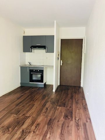 Location Appartement 2 pièces 27m² - Photo 5