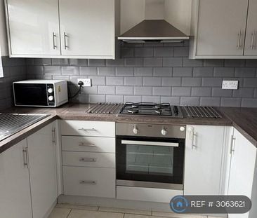3 bedroom bungalow to rent - Photo 3