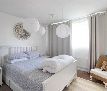 4 bedroom detached house to rent - Photo 3