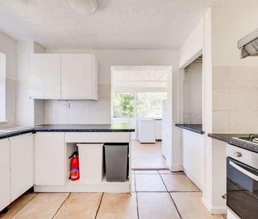 St Michaels Road, Canterbury, CT2 - Photo 2