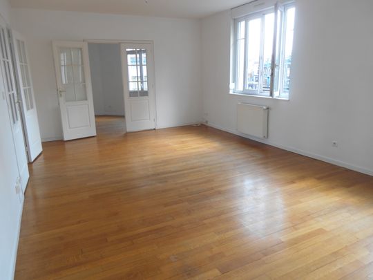 Appartement CHALONS EN CHAMPAGNE - PLACE MONSEIGNEUR TISSIER - Photo 1