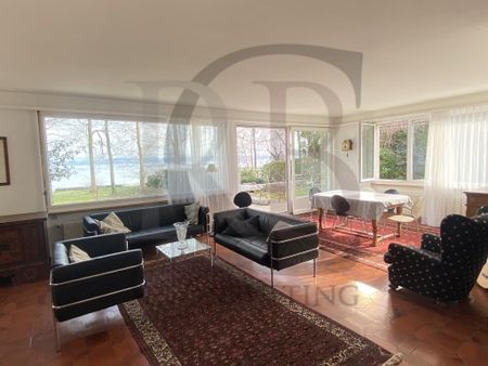 Lakefront villa with a spacious garden - Foto 2