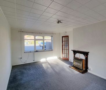 Semi-detached house to rent on - Photo 4