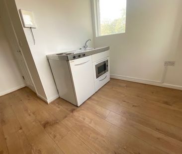 Buckingham Road - Photo 2