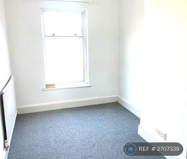 4 bedroom terraced house to rent - Photo 4