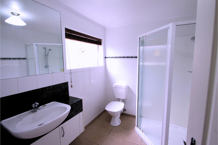 2 Bedrooms on Te Atatu Rd - Photo 4