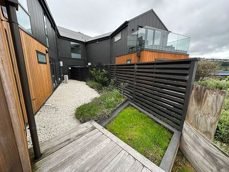 Modern 3BR Townhouse with panormaic views - Photo 2