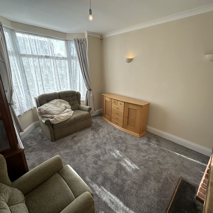 Trafalgar Square, Great Yarmouth - Photo 1