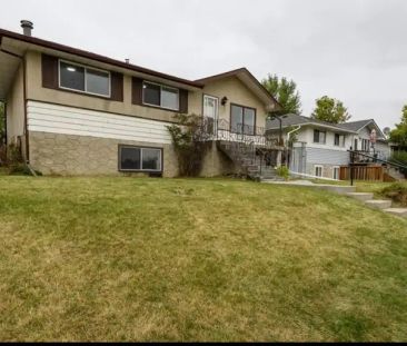 1831 44 St SE | 1831 44 St SE, Calgary - Photo 1