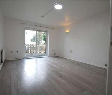 Montague Close, Barnet, EN5 - Photo 2