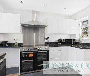 1 bedroom in a house share to rent - Photo 6