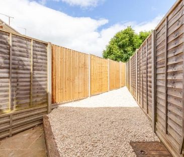 1 bedroom semi-detached house to rent - Photo 6