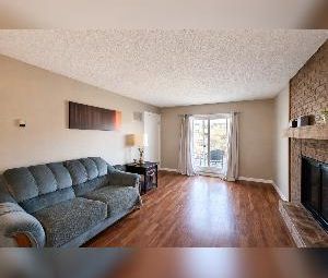 West Edmonton 2 Bed 1 Bath Apartment For Rent - Photo 1