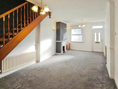 2 bedroom terraced house to rent - Photo 4