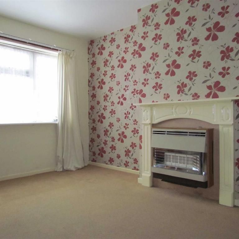 2 bedroom end of terrace house to rent - Photo 1