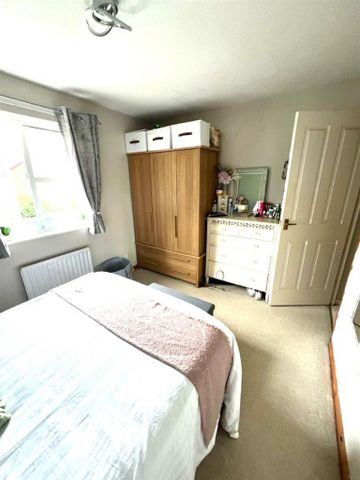 2 bedroom terraced house to rent - Photo 4