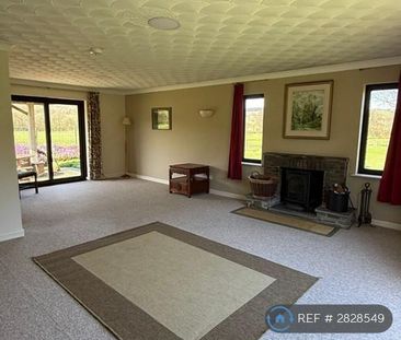 4 bedroom bungalow to rent - Photo 2