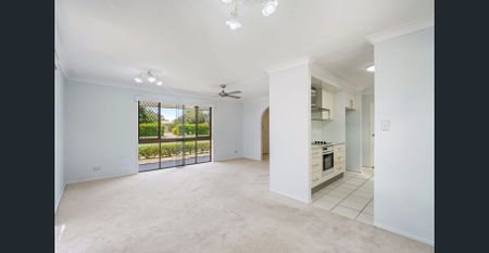 A Comfortable Family Home in a Peaceful Bayside Setting - Photo 4