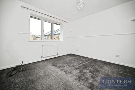 2 bedroom end of terrace house to rent - Photo 3