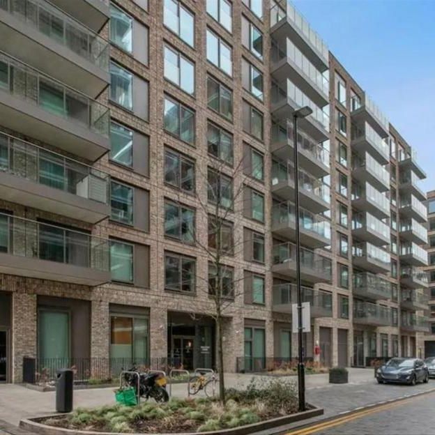 1 bedroom flat to rent - Photo 2