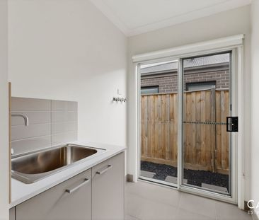 6 Midfield Way, Clyde - Photo 4