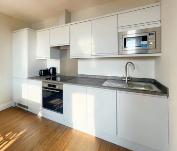 2 bedroom flat to rent - Photo 5