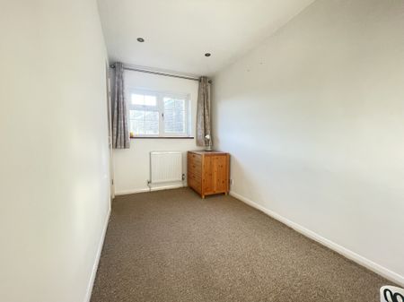 Marlins Turn, Hemel Hempstead - Photo 5