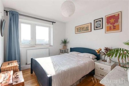 Friary Estate, London, SE15 - Photo 4