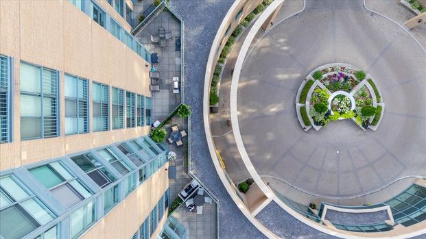 For Lease - 150 Dunlop Street Unit# 304, Barrie, Ontario - Photo 1