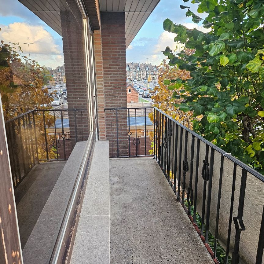 Ruim 3-slpk. app. met terras in stadsrand van Hasselt - Photo 1