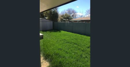 BEAUTIFULLY PRESENTED 3 BEDROOM HOME - Photo 2