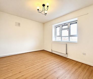 3 bedroom flat to rent - Photo 1