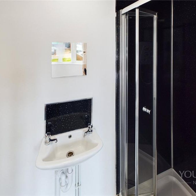 5 bedroom house to rent - Photo 1