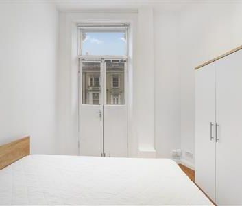 Castletown Road, W14 - Photo 2