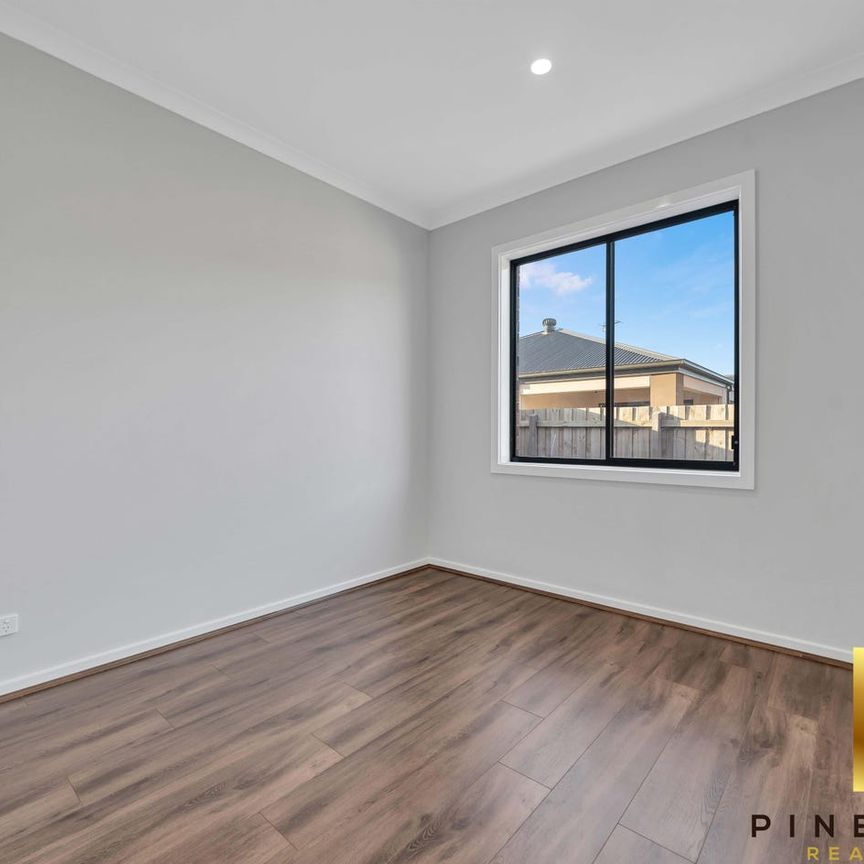 Family home for rent - Photo 1