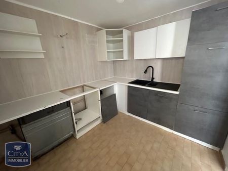 Location Appartement 4 pièces 85m² FIRMINY 42700 - Photo 4