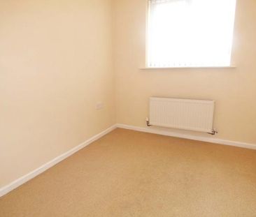 2 bedroom ground floor flat to rent - Photo 4