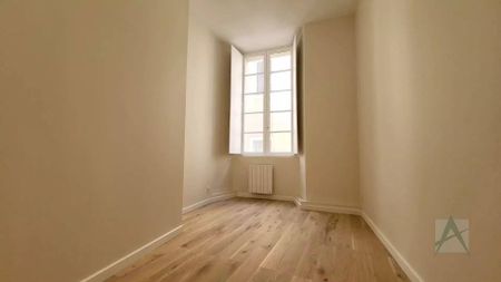 CHAMBERY - HYPER CENTRE - T4 de Standing - Photo 4