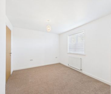 Woodthorpe Road, Ashford, Surrey,TW15 - Photo 4