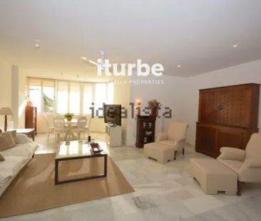 Alquiler de ático en Bulevar Príncipe Alfonso de Hohenlohe - Photo 2