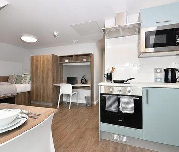 Studio to rent - Photo 6