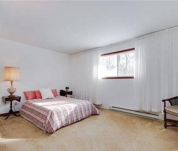 For Lease - 787 INNISFIL BEACH Road, Innisfil, Ontario - Photo 5