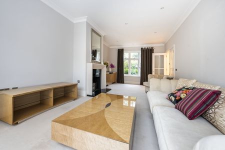 5 bedroom detached house to rent - Photo 2