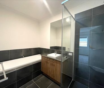 14 Borage Street, Mickleham VIC 3064 - Photo 1