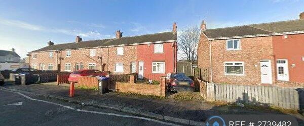 2 bedroom semi-detached house to rent - Photo 1