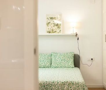 Carrer Pintor Stolz, Valencia, Valencian Community 46018 - Photo 6