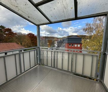 mit Süd-West-Balkon: 2 Raum Wohnung in Gera-Untermhaus! Nähe Theate... - Foto 1