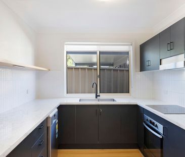 2 BEDROOM LOW MAINTENANCE VILLA IN CONVENIENT LOCATION - Photo 6