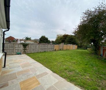 3 bedroom semi-detached house to rent - Photo 6